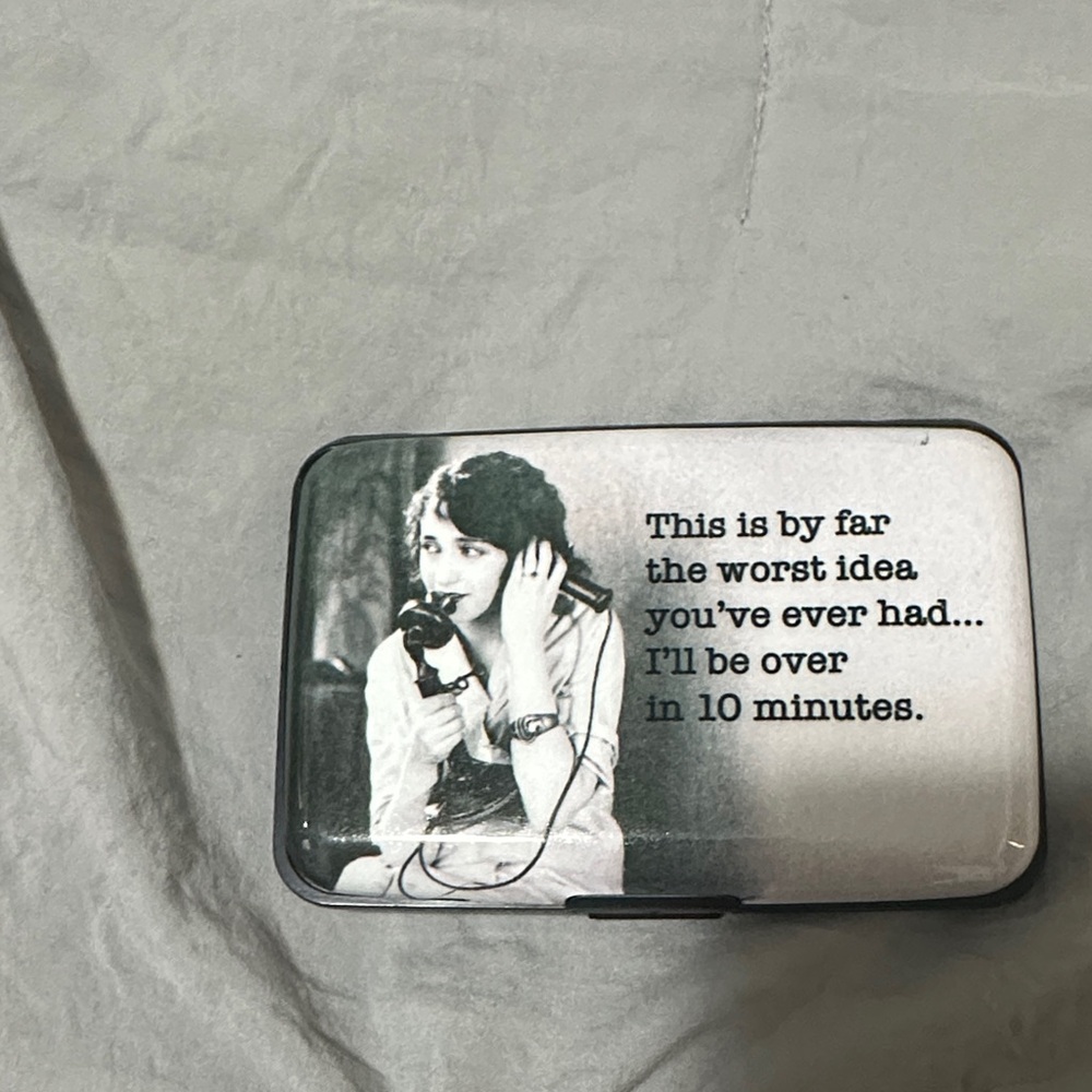 Vintage Style Credit Case with Quote
